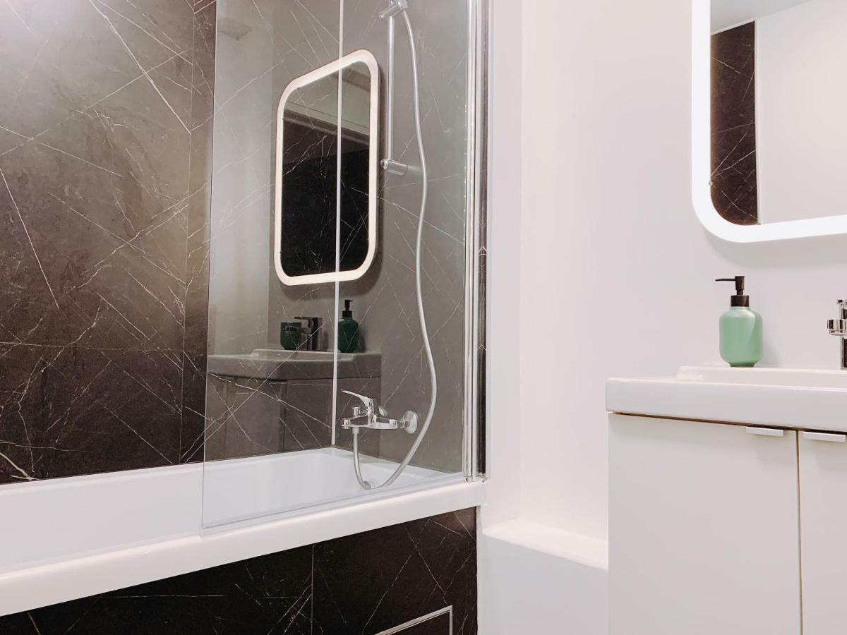 Luxury Apart' Mons City Center With Terrace Apartment Екстериор снимка